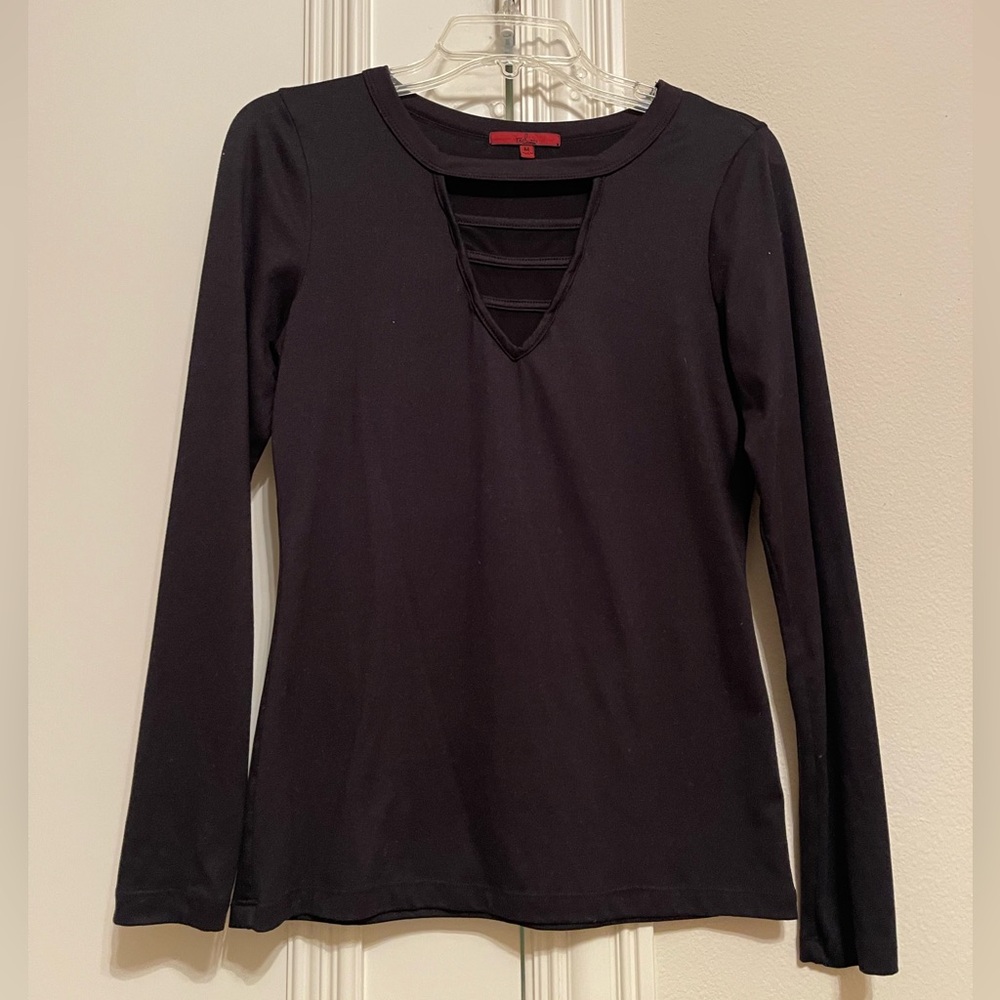 Red by BKE Long Sleeve Top